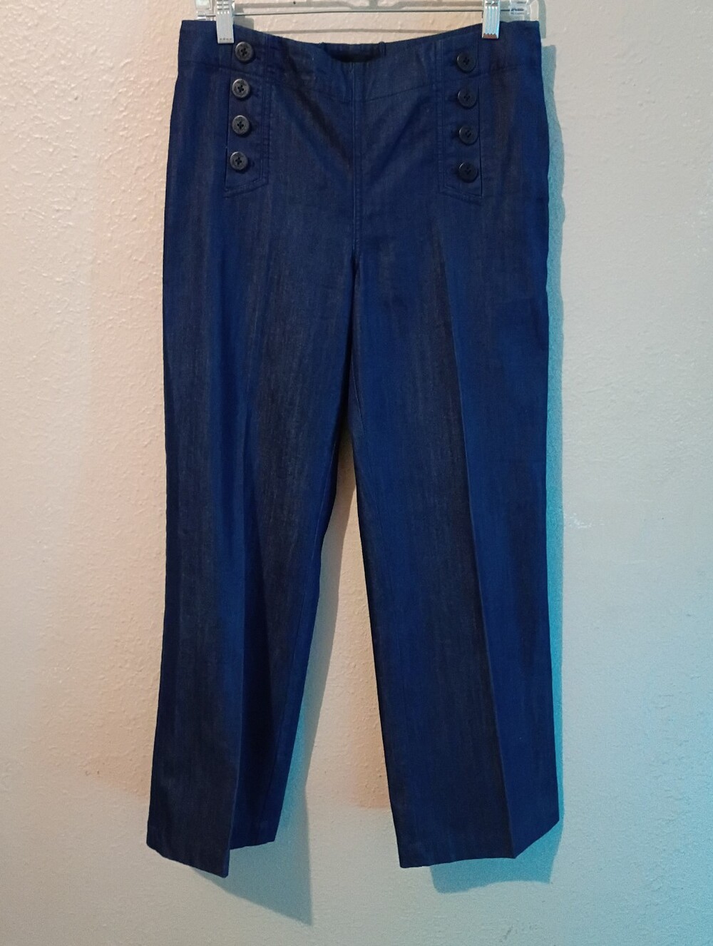 Talbots Size 4 High-Rise Wide-Leg Pants with Button Detail